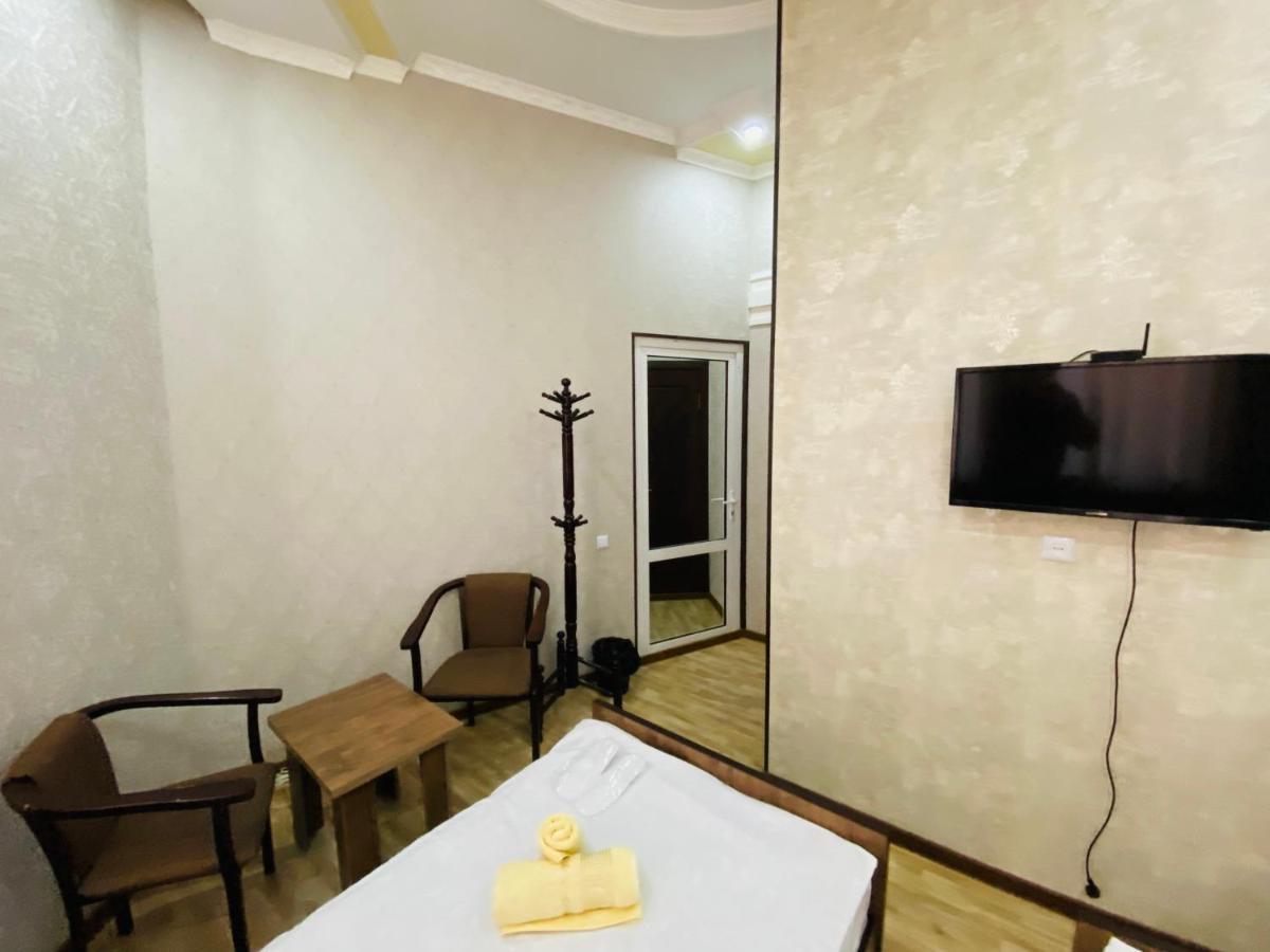 Rahat Inn Hotel Taskent Exterior foto